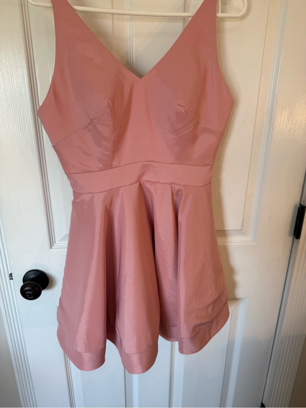 Sleeveless Pink V-Neck Mini Dress with Flared Skirt
